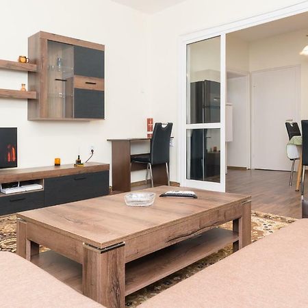 Central Academic Apartment Sofia Buitenkant foto