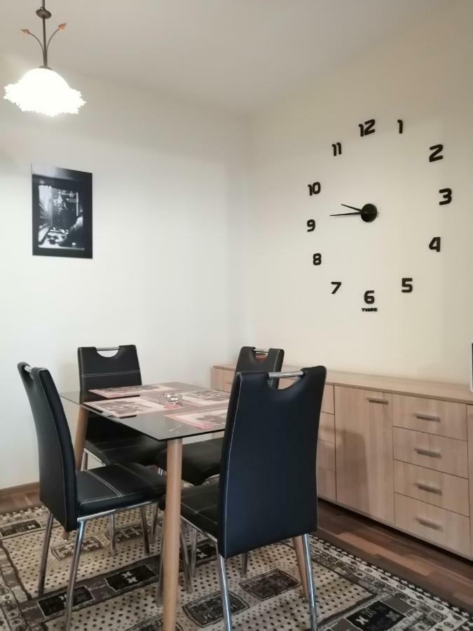 Central Academic Apartment Sofia Buitenkant foto
